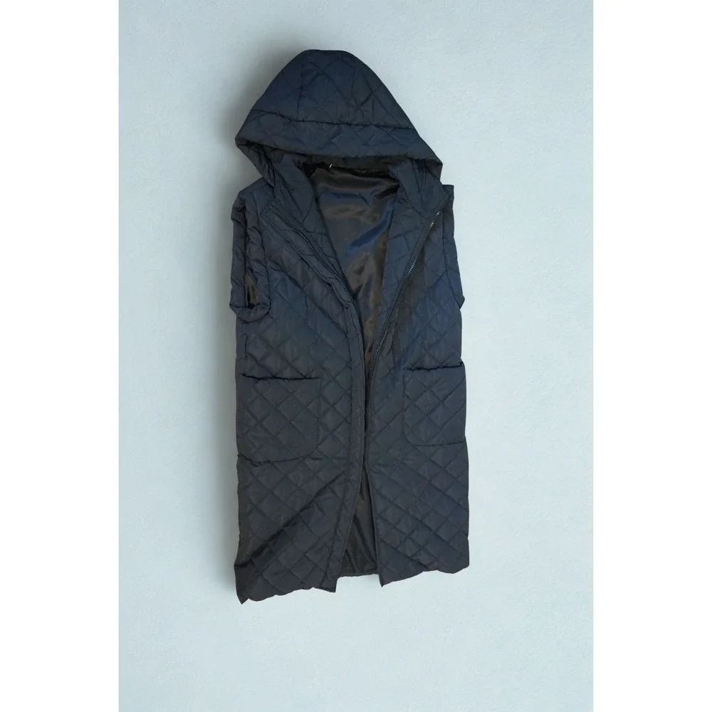 Fandylokar Women Black Quilted Longline Hooded Vest Puffer Jacket Size M